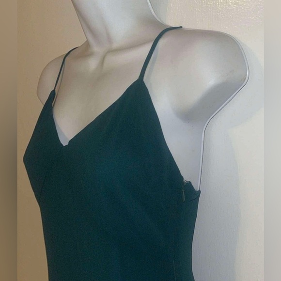 NWT Lulus elegant solid dark green gown - Picture 5 of 9
